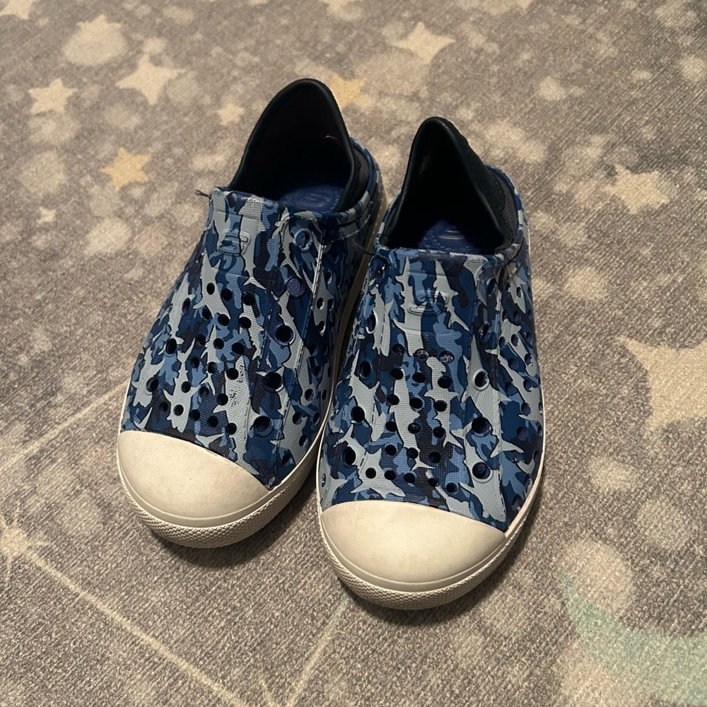 Skechers Kids Blue Camo Slip-On Sandals